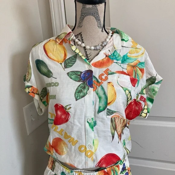 Fruit Print Two-Piece Linen-Like Set - White with Multicolor Produce - Picture 2 of 4